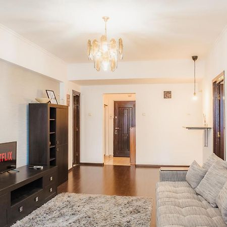 Parliament 1Br Apartment W Self Check In Bucharest Exterior photo