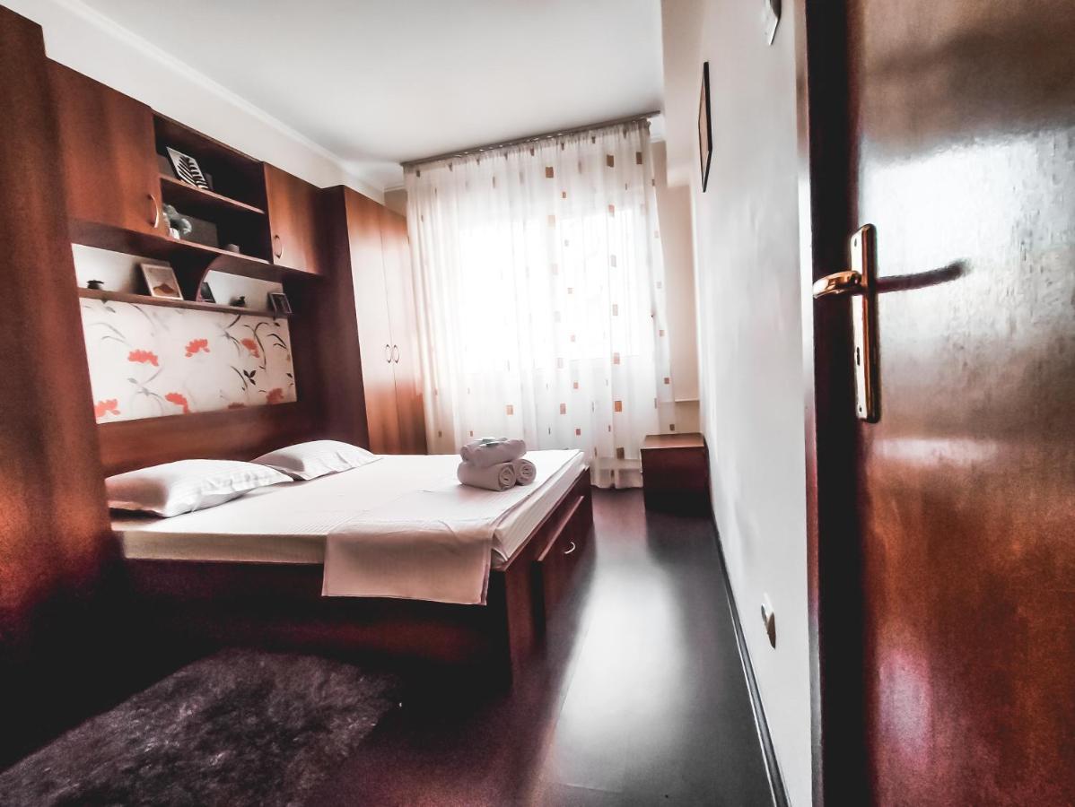 Parliament 1Br Apartment W Self Check In Bucharest Exterior photo